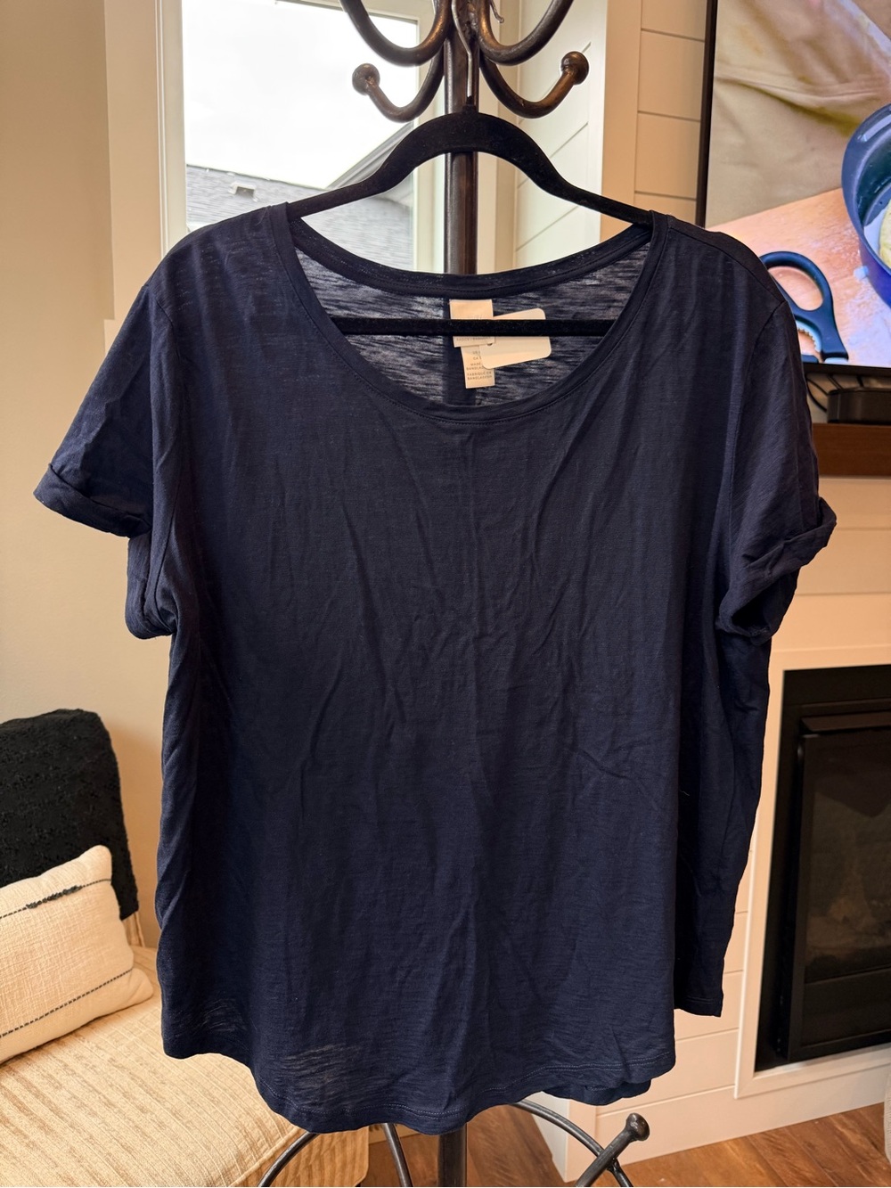 H&M navy tshirt with cuffed sleeves